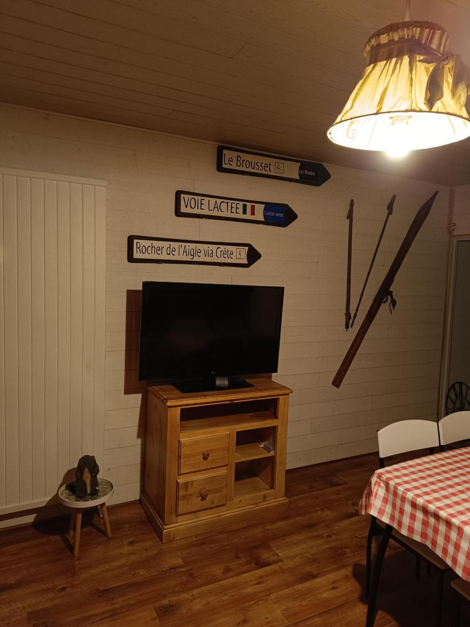 Appartement Paisible Бриансон Экстерьер фото
